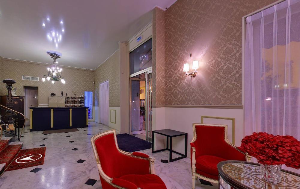 Hotel Imperial Аячо Екстериор снимка